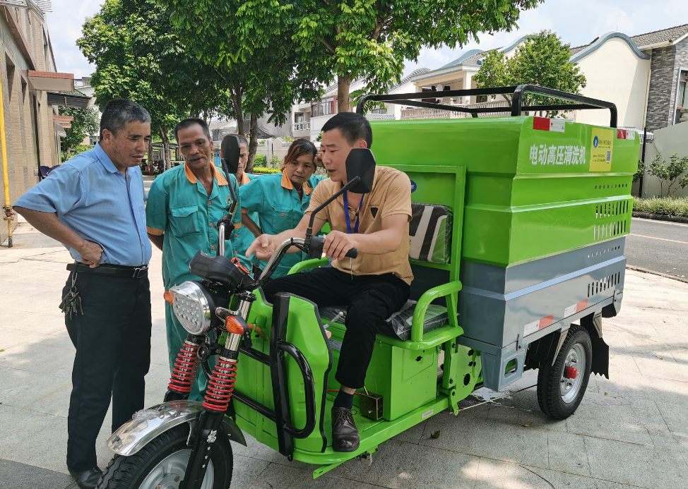 潔臣士高壓沖洗車高效清潔界的得力助手